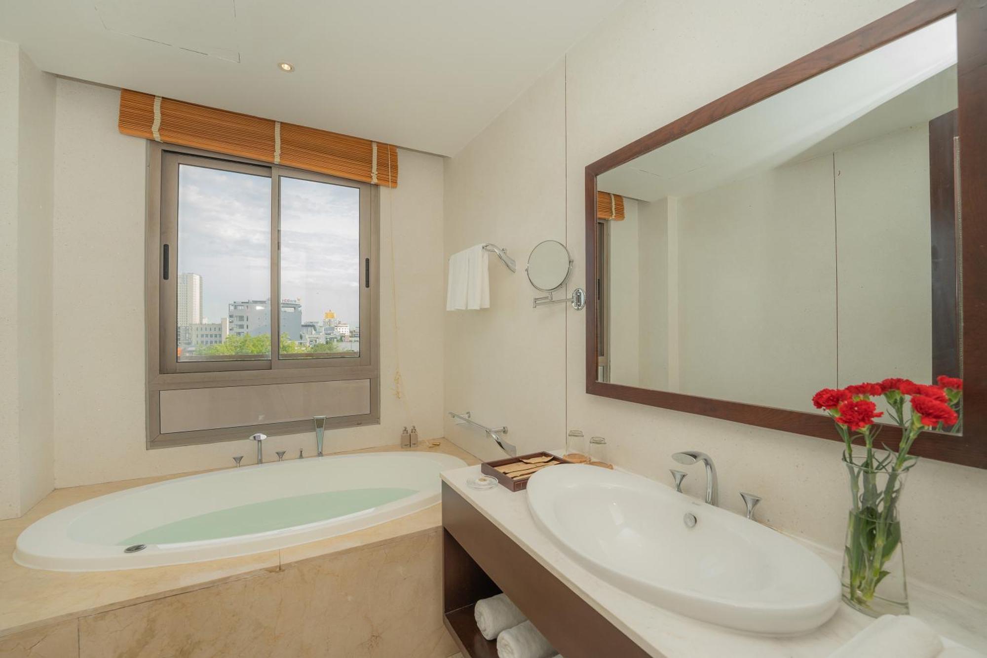 Dana Pearl Danang Hotel Kültér fotó